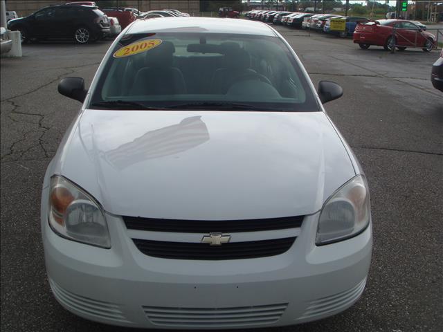 Chevrolet Cobalt 2005 photo 2