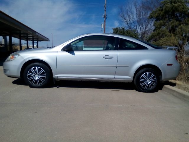 Chevrolet Cobalt 2005 photo 3