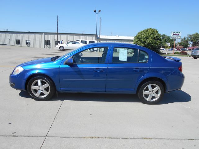 Chevrolet Cobalt 2005 photo 2