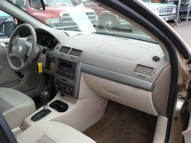 Chevrolet Cobalt 2005 photo 5