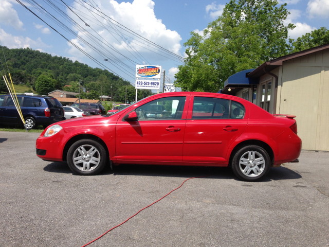 Chevrolet Cobalt 2005 photo 2