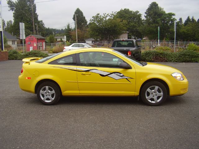 Chevrolet Cobalt 2005 photo 2