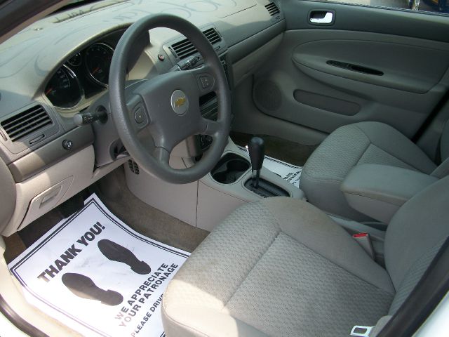 Chevrolet Cobalt 2005 photo 4