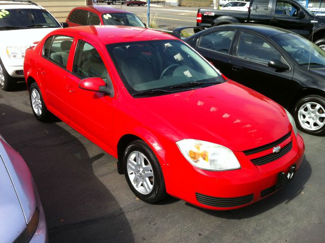 Chevrolet Cobalt 2005 photo 2