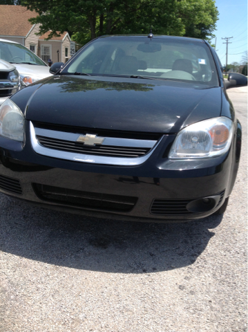 Chevrolet Cobalt 2005 photo 2