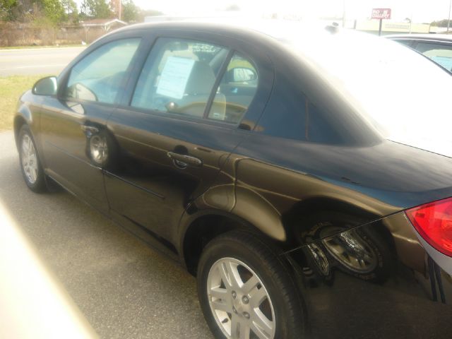 Chevrolet Cobalt 2005 photo 3