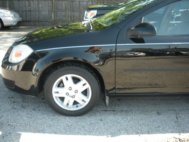 Chevrolet Cobalt 2005 photo 3