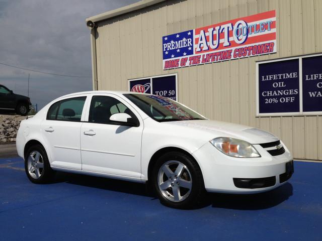 Chevrolet Cobalt 2005 photo 2