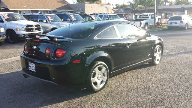 Chevrolet Cobalt 4WD 4dr V6 5-spd AT Coupe