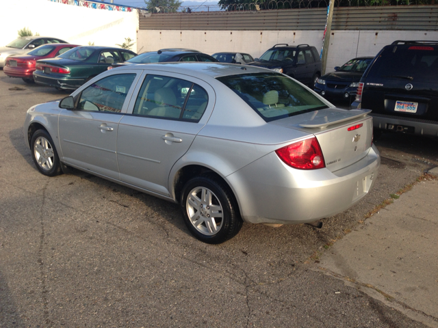 Chevrolet Cobalt 2006 photo 2