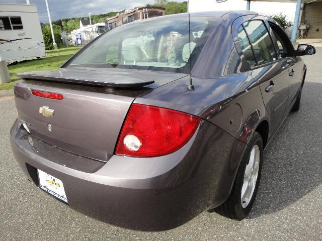 Chevrolet Cobalt 2006 photo 2