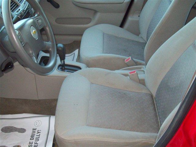 Chevrolet Cobalt 2006 photo 2