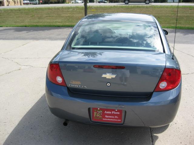 Chevrolet Cobalt 2006 photo 2