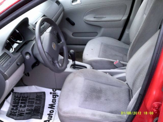 Chevrolet Cobalt 3.2 Sedan 4dr Sedan