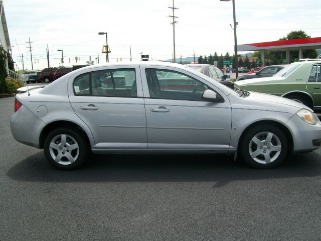 Chevrolet Cobalt 2006 photo 2