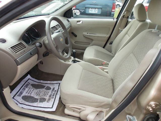 Chevrolet Cobalt 3.2 Sedan 4dr Sedan