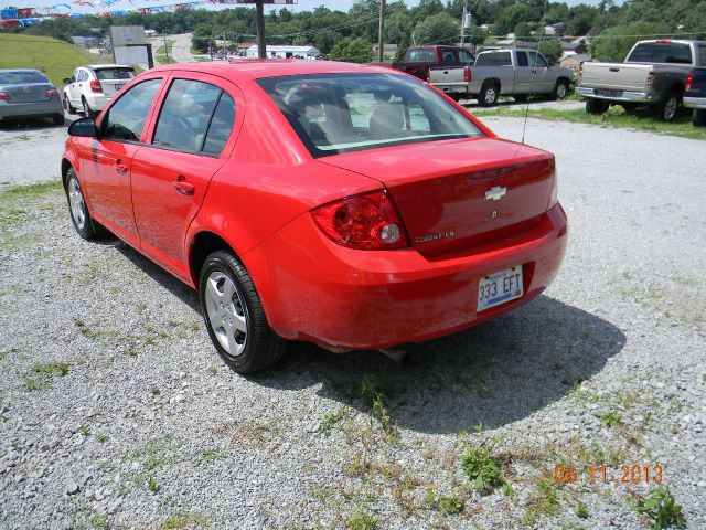 Chevrolet Cobalt 3.2 Sedan 4dr Sedan