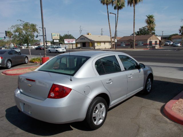 Chevrolet Cobalt 3.2 Sedan 4dr Sedan