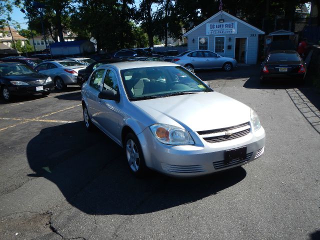 Chevrolet Cobalt 2006 photo 2