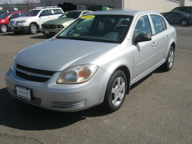 Chevrolet Cobalt 2006 photo 2