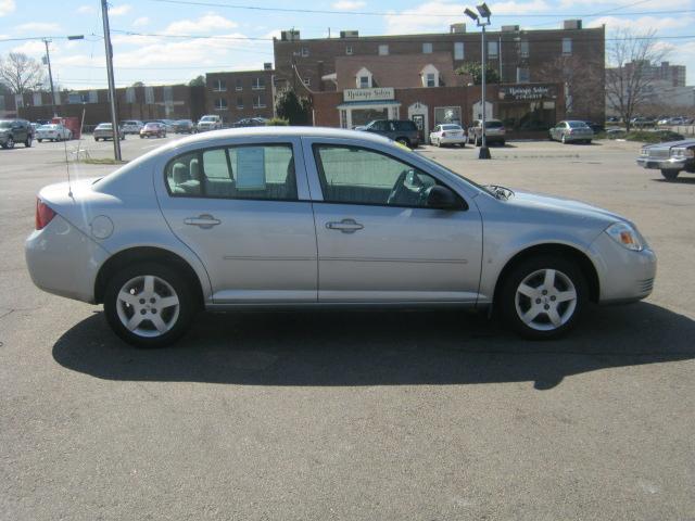 Chevrolet Cobalt 2006 photo 3