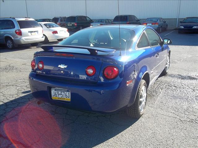 Chevrolet Cobalt 2006 photo 2