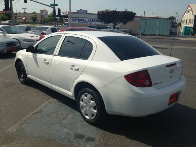 Chevrolet Cobalt 2006 photo 2