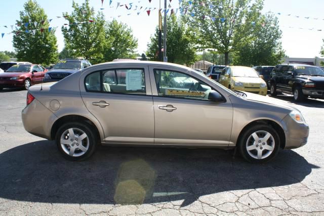 Chevrolet Cobalt 2006 photo 2