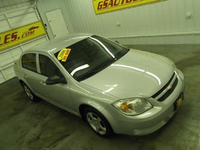 Chevrolet Cobalt 2006 photo 2