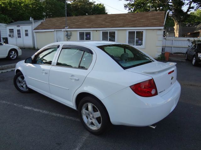 Chevrolet Cobalt 2006 photo 2