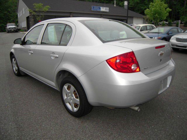 Chevrolet Cobalt 2006 photo 2