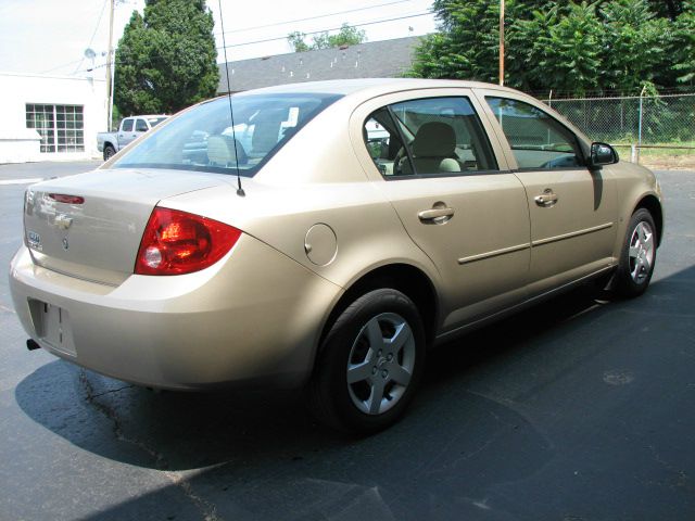 Chevrolet Cobalt 2007 photo 2