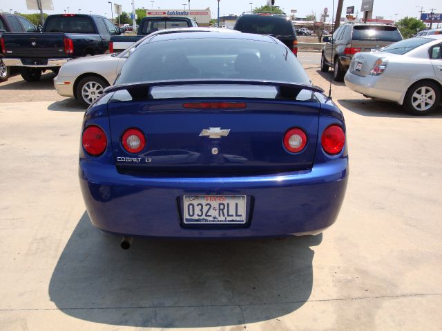 Chevrolet Cobalt 216 Coupe