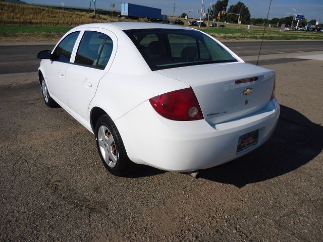 Chevrolet Cobalt 3.2 Sedan 4dr Sedan