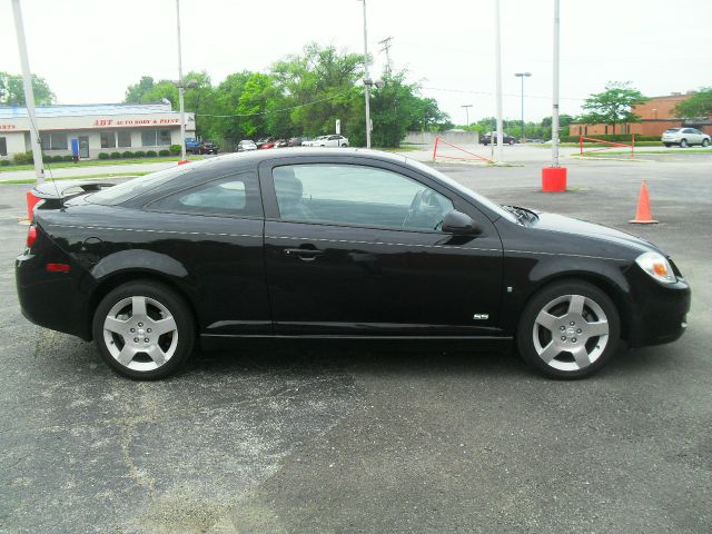 Chevrolet Cobalt 4WD 4dr V6 5-spd AT Coupe