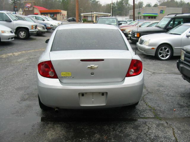 Chevrolet Cobalt 3.2 Sedan 4dr Sedan