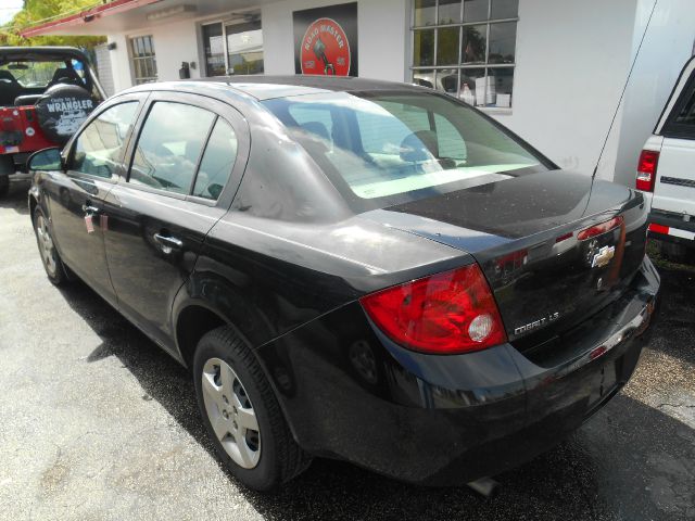 Chevrolet Cobalt 3.2 Sedan 4dr Sedan