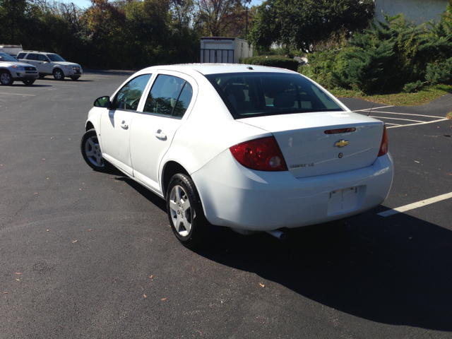 Chevrolet Cobalt 2008 photo 2