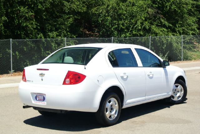 Chevrolet Cobalt 3.2 Sedan 4dr Sedan