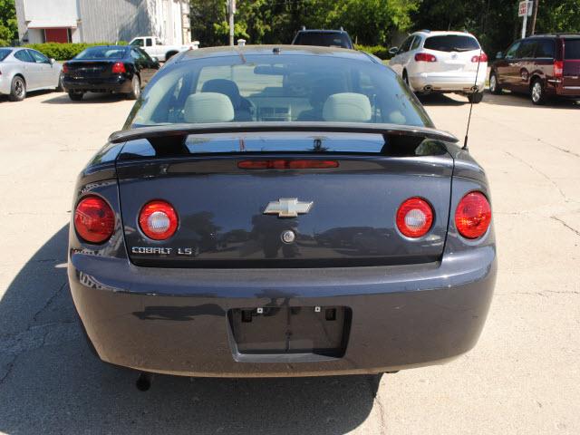 Chevrolet Cobalt 2008 photo 4