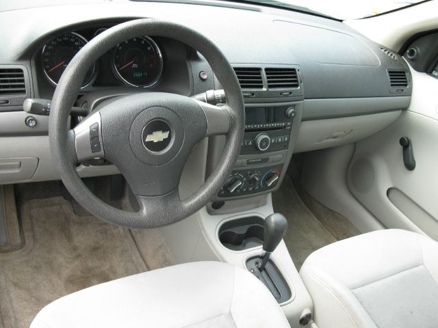 Chevrolet Cobalt 2008 photo 3