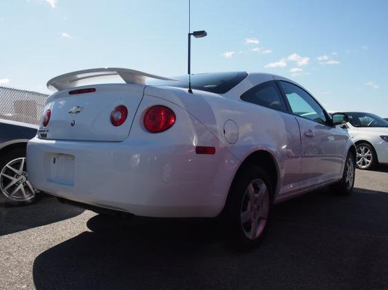 Chevrolet Cobalt 216 Coupe