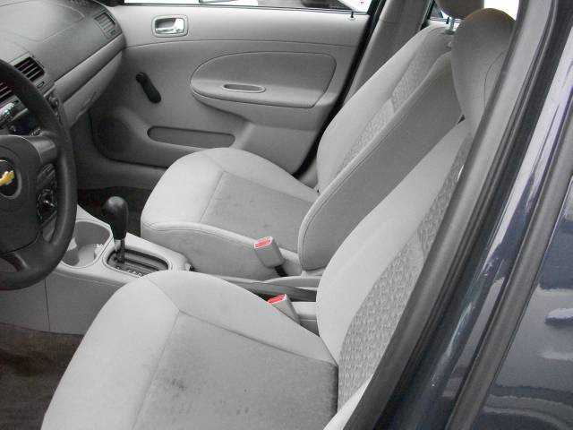 Chevrolet Cobalt 2008 photo 2