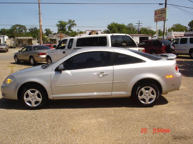 Chevrolet Cobalt 2008 photo 3