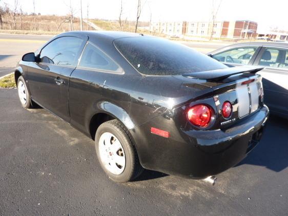 Chevrolet Cobalt 2008 photo 4