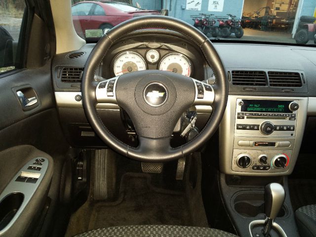 Chevrolet Cobalt 2008 photo 3