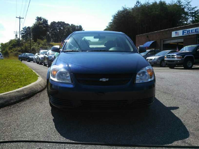 Chevrolet Cobalt 2008 photo 2