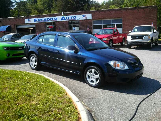 Chevrolet Cobalt 2008 photo 4