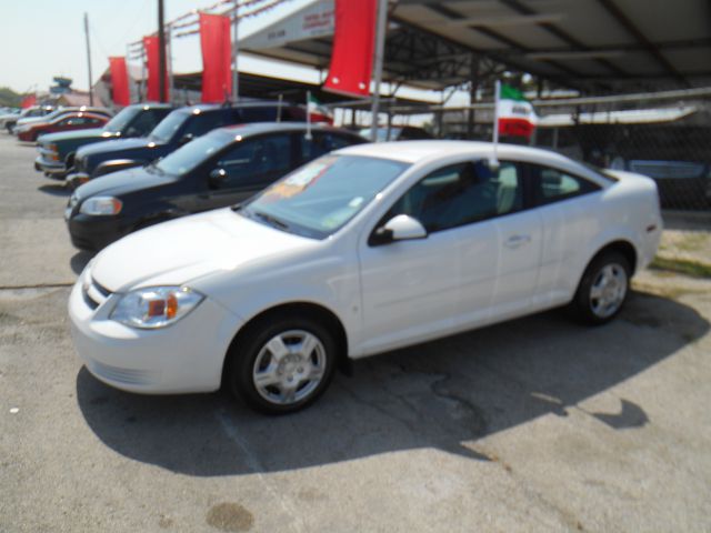 Chevrolet Cobalt 216 Coupe