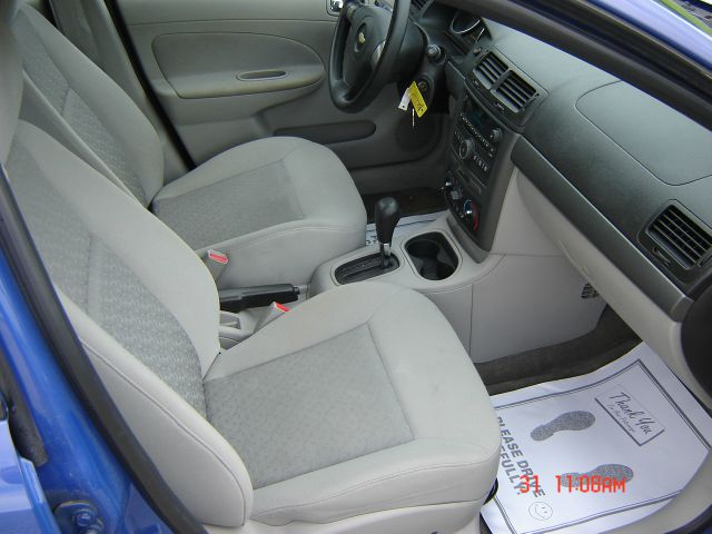 Chevrolet Cobalt 2008 photo 4